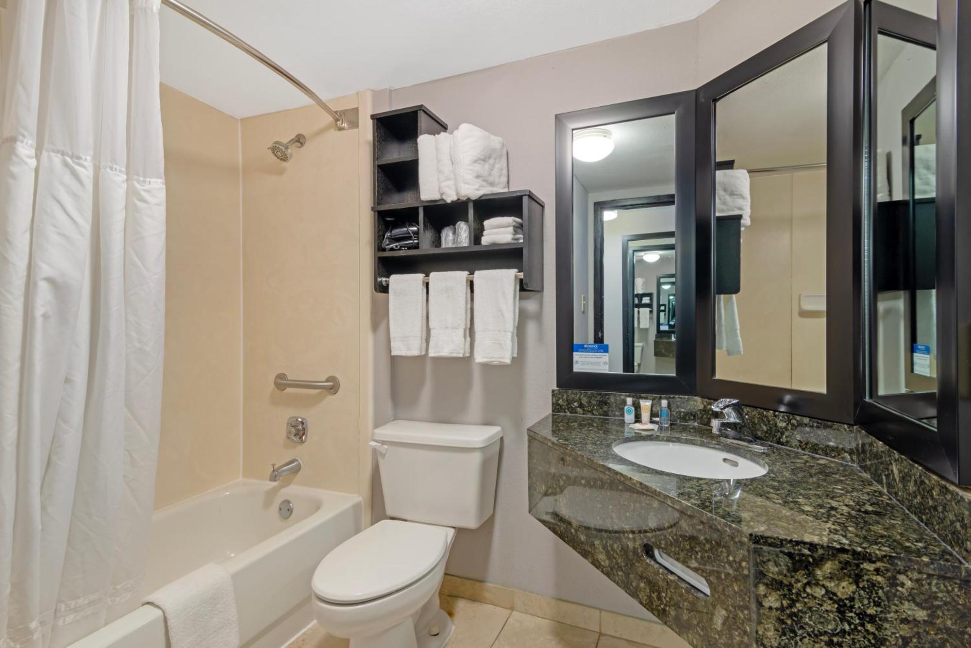 Comfort Inn & Suites Carrollton Bagian luar foto