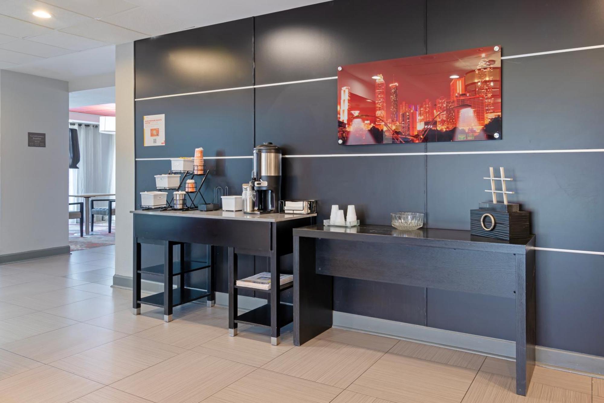 Comfort Inn & Suites Carrollton Bagian luar foto