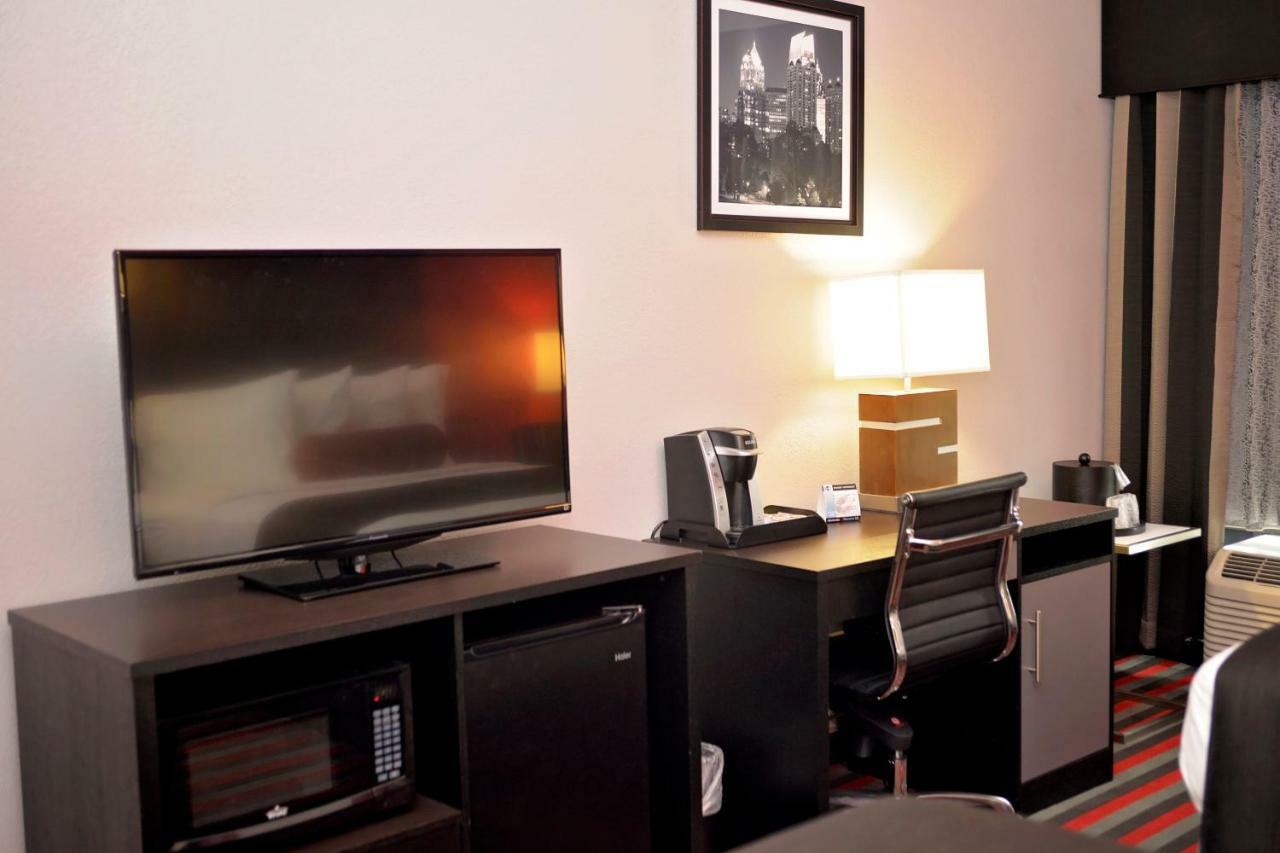 Comfort Inn & Suites Carrollton Bagian luar foto